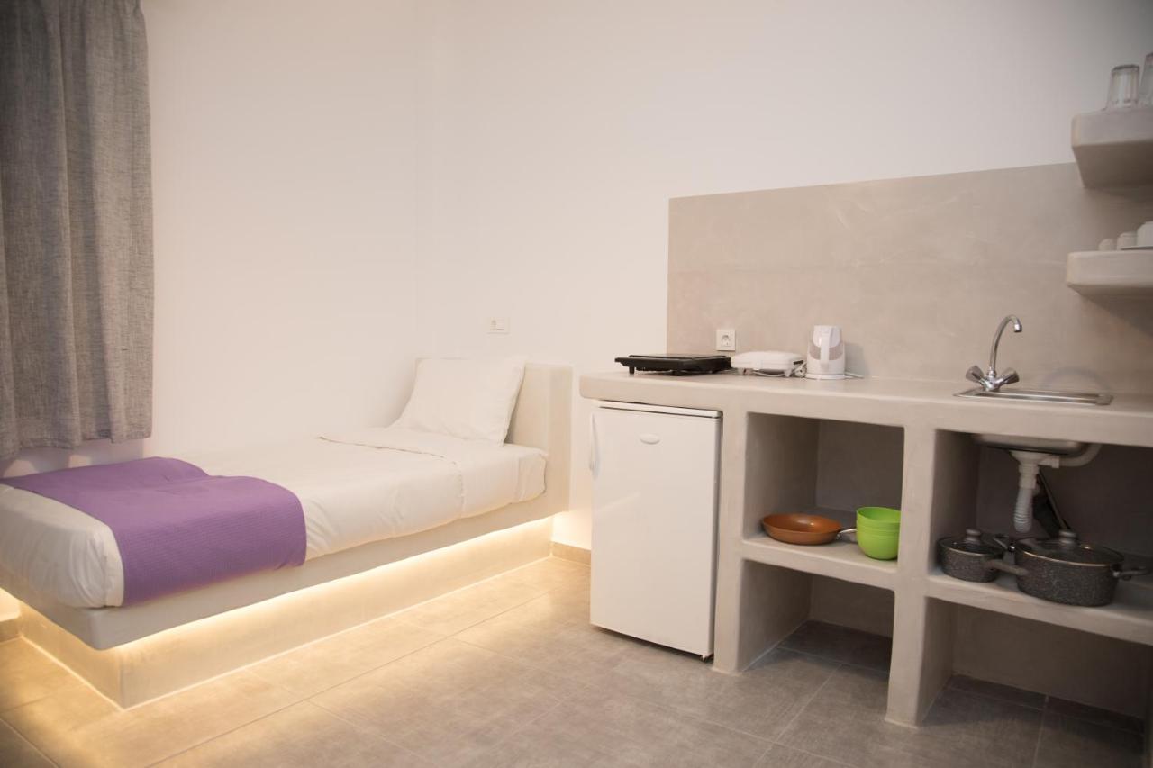 Markakis Studios Fira Town Екстериор снимка