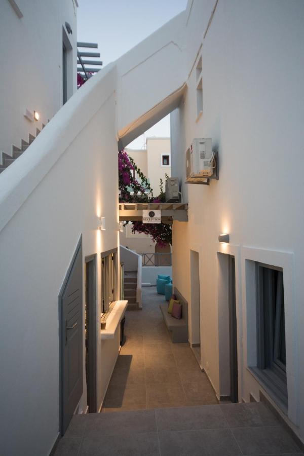 Markakis Studios Fira Town Екстериор снимка
