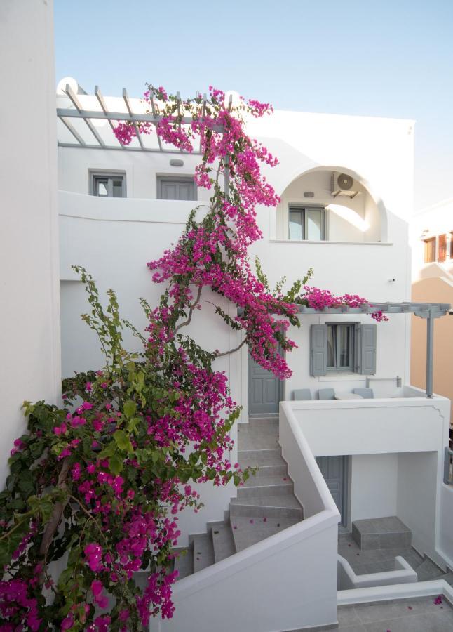 Markakis Studios Fira Town Екстериор снимка